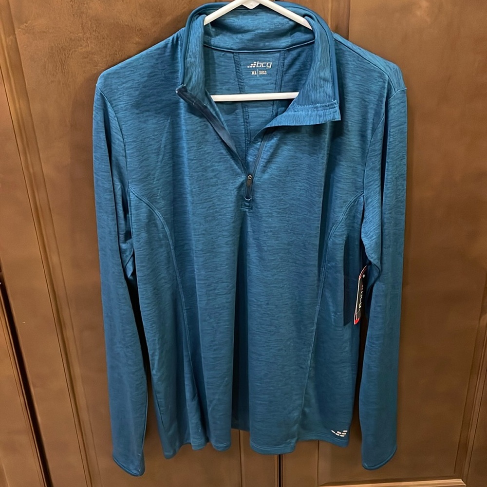 BCG Lightweight pullover with zipper. Women’s size XL.